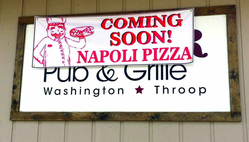 The Woodstock Independent: Napoli's takes 35-year tradition downtown