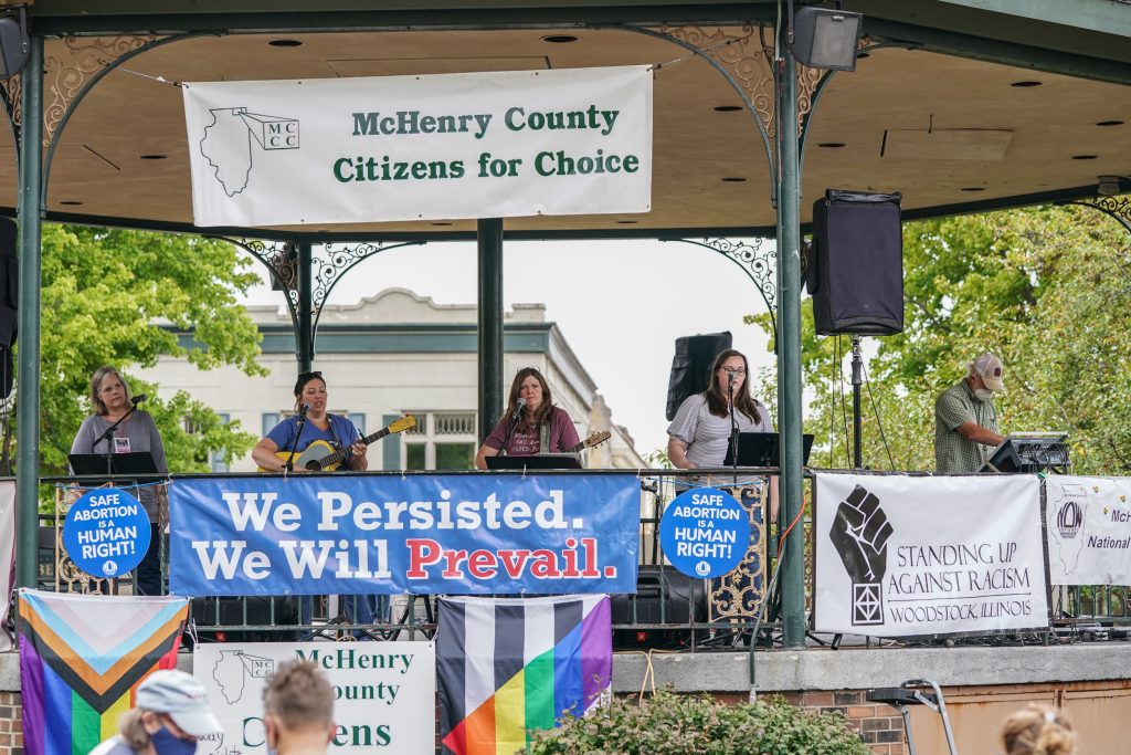 singers Lynn Schauble Carrie MacDonald Cassandra Vohs-Demann Jessica Buehler