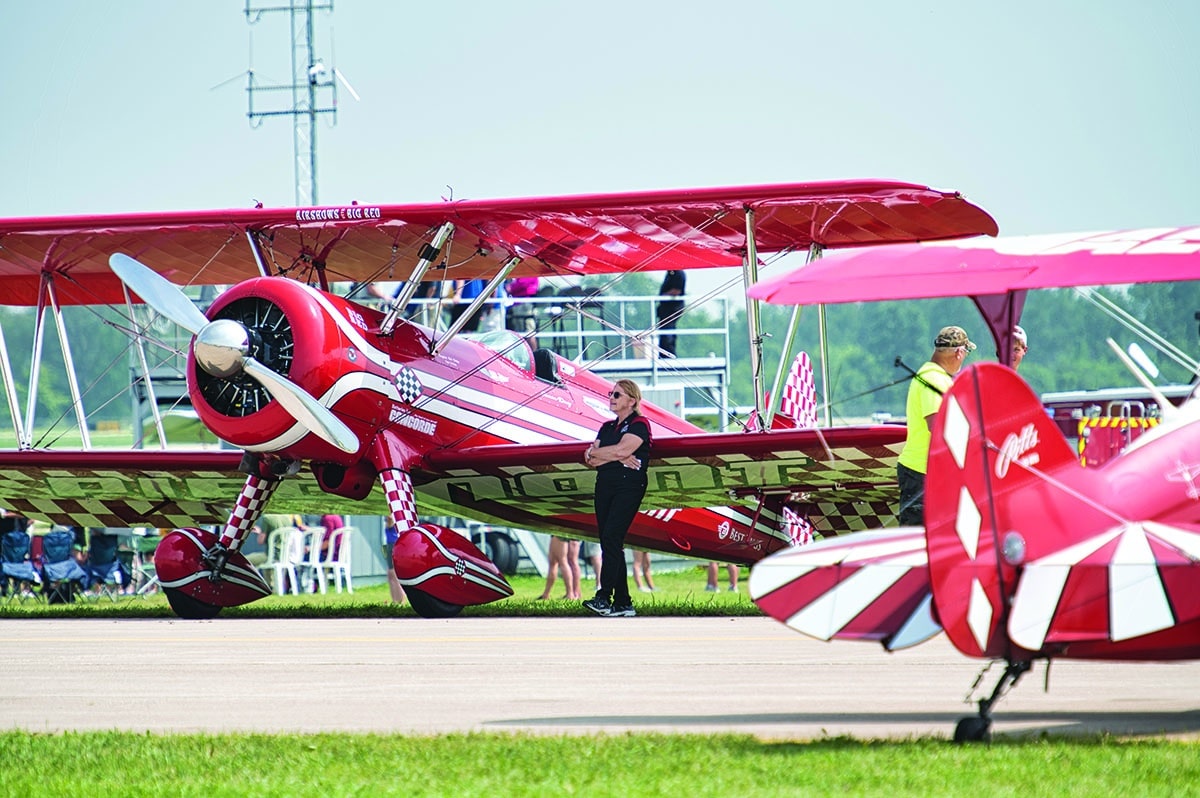 Area aviators show off vintage aircraft